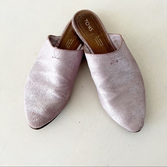 Tom’s shimmer mule - Picture 2 of 6